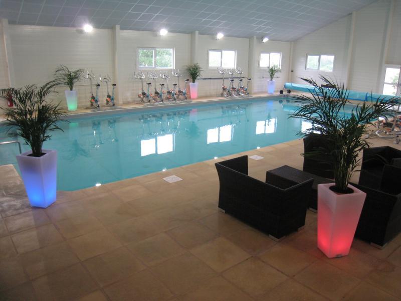 Cours de piscine pour femme enceinte a la reunion