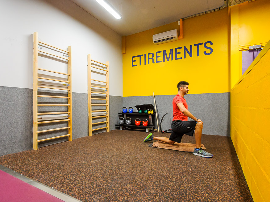 Missions : Le Cercle Châtelet, une salle de sport conviviale en plein cœur de Paris. Le Cercle Châtelet est situé en plein cœur de Paris, à 2 pas de la place du Châtelet et de la rue de Rivoli, dans une rue piétonne face à la Tour du Châtelet.
