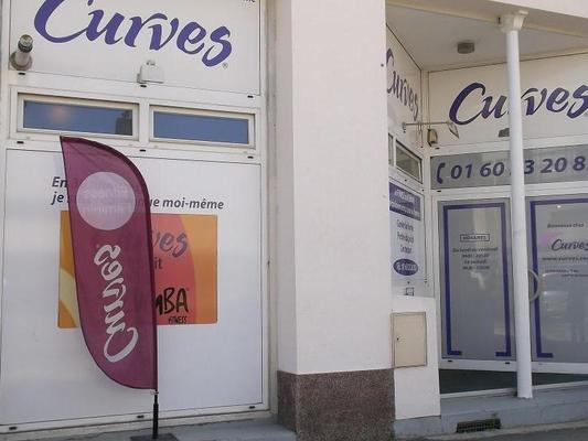 Curves Meaux