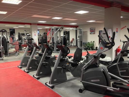 AREA GYM Ceyras