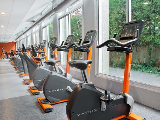BASIC FIT Courbevoie